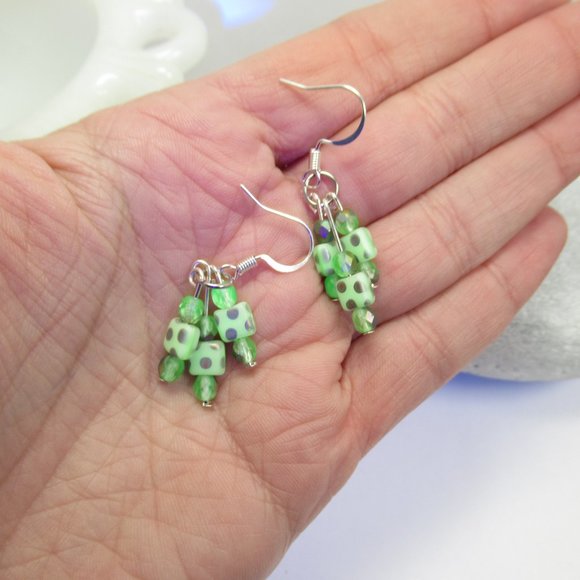 Triple dangle UG bead earrings - Picture 9 of 10
